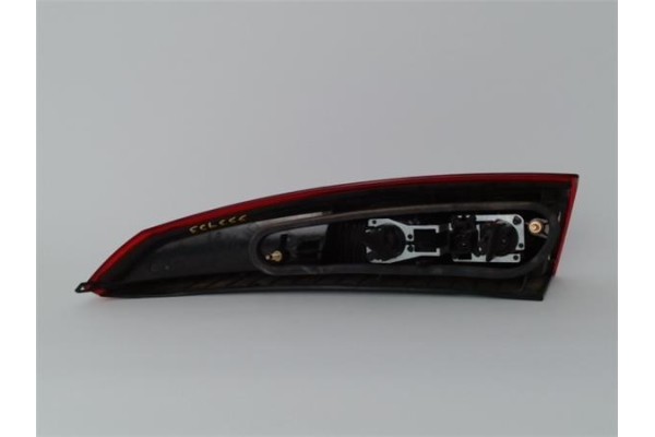 Recambio de piloto trasero izquierdo para volvo v70 familiar 2.4 d kinetic (120kw) referencia OEM IAM 9154493  