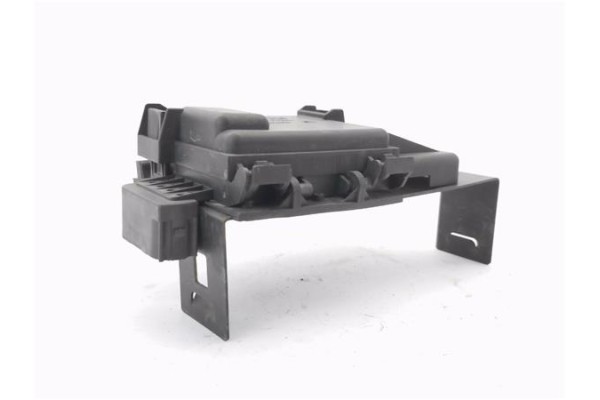 Recambio de caja reles para volkswagen polo iii berlina (6n2) 1.4 conceptline referencia OEM IAM 6X0937550  