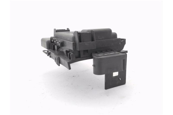 Recambio de caja reles para volkswagen polo iii berlina (6n2) 1.4 conceptline referencia OEM IAM 6X0937550  