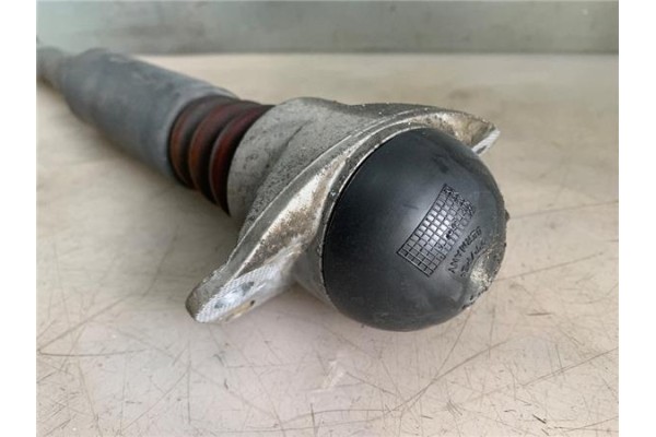 Recambio de amortiguador trasero derecho para volkswagen golf iv berlina (1j1) 1.9 tdi referencia OEM IAM 1J0513025BG  