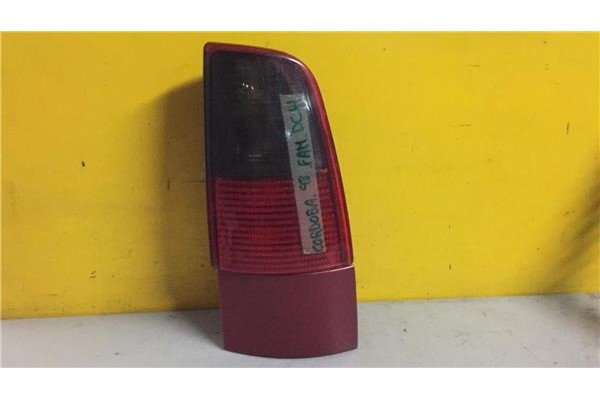Recambio de piloto trasero derecho para seat cordoba vario (6k5)(09.1997 ) 1.4 se [1,4 ltr. - 44 kw] referencia OEM IAM 6K094525