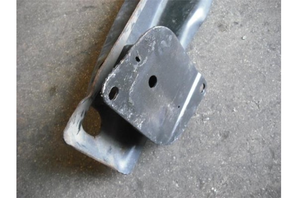 Recambio de refuerzo paragolpes para volkswagen new beetle berlina (9c1/1c1) 2.0 referencia OEM IAM 1C0807311C  