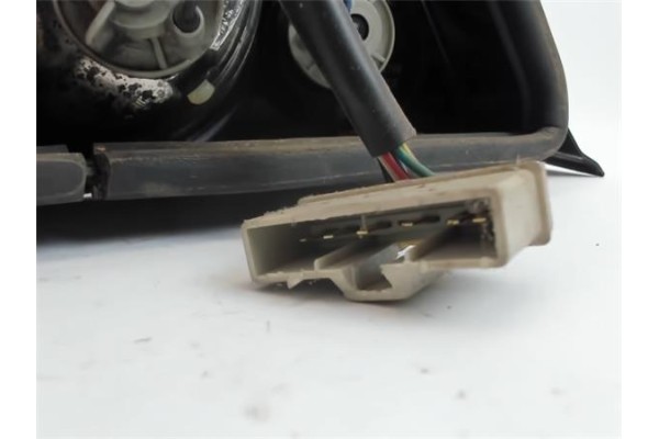 Recambio de piloto trasero derecho para ford mondeo berlina (ge) referencia OEM IAM  HU24TB 438 , FIAT | 456 , FIAT | 36 , FORD 