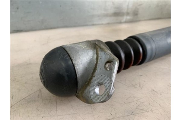 Recambio de amortiguador trasero izquierdo para volkswagen golf iv berlina (1j1) 1.9 tdi referencia OEM IAM 1J0513025BG  