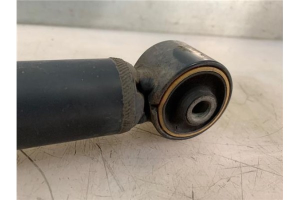 Recambio de amortiguador trasero izquierdo para volkswagen golf iv berlina (1j1) 1.9 tdi referencia OEM IAM 1J0513025BG  