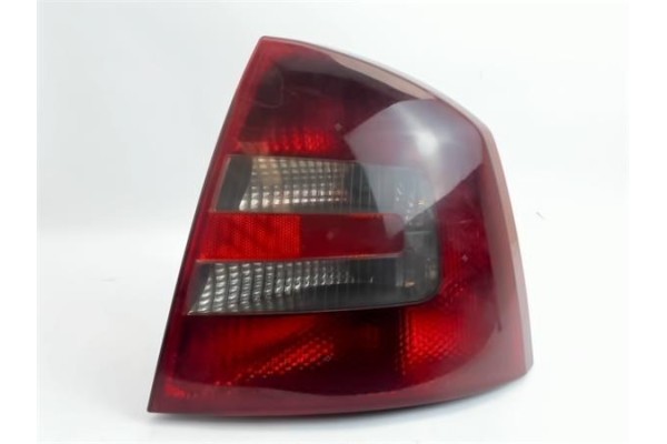 Recambio de piloto trasero derecho para skoda octavia berlina (1z3) referencia OEM IAM 1Z5945096A  1Z5945112A , AUDI | 1Z5945112