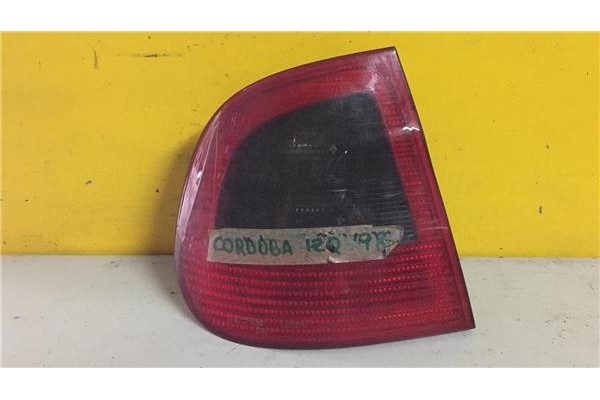 Recambio de piloto trasero izquierdo para seat cordoba berlina (6k2)(1993 ) 1.4 clx [1,4 ltr. - 44 kw] referencia OEM IAM 6K5945