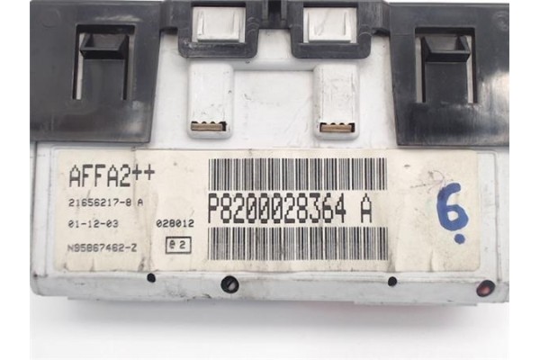 Recambio de reloj horario para renault clio ii fase ii (b/cb0) referencia OEM IAM P8200028364A AFFA2++/21656217-8 