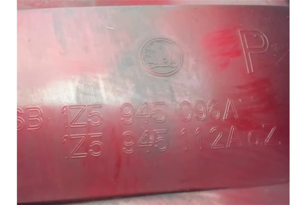 Recambio de piloto trasero derecho para skoda octavia berlina (1z3) referencia OEM IAM 1Z5945096A  1Z5945112A , AUDI | 1Z5945112