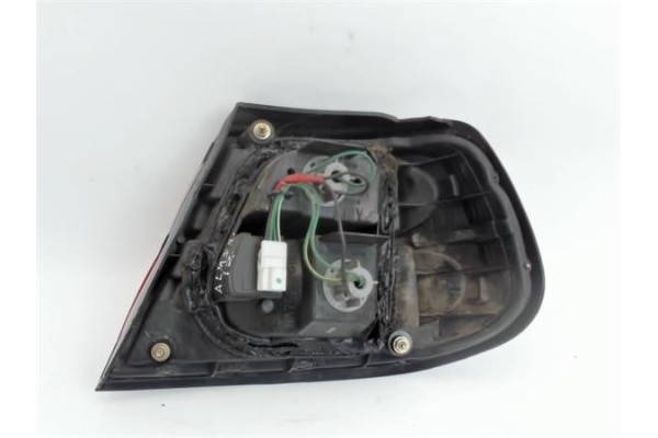 Recambio de piloto trasero izquierdo para nissan almera (n15) referencia OEM IAM 265553N525  