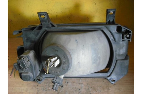 Recambio de faro delantero dcho para volkswagen t4 transporter 1.9 furgón referencia OEM IAM 701941018  