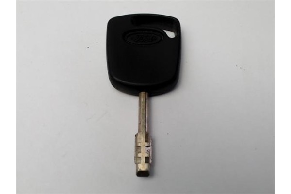 Recambio de tapa exterior combustible para ford fiesta v (jh_, jd_) 1.4 16v referencia OEM IAM 2561A27936  