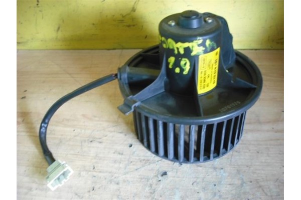 Recambio de motor calefaccion para volkswagen t4 transporter 1.9 furgón referencia OEM IAM 701819021B 5399386120 