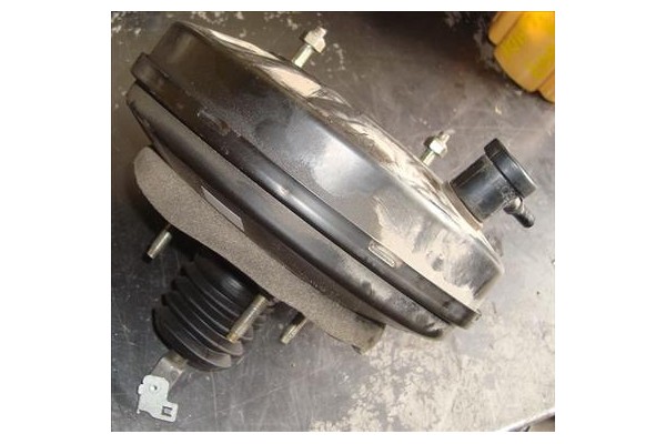 Recambio de servofreno para peugeot 1007 1.4 dolce referencia OEM IAM 9649329580 2Z1S50 68700 