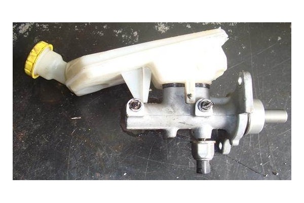 Recambio de bomba freno para peugeot 1007 1.4 dolce referencia OEM IAM 463592 4601L9 