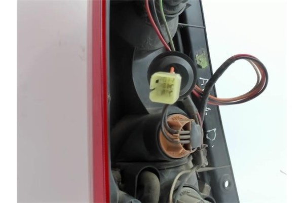 Recambio de piloto trasero derecho para opel agila referencia OEM IAM 301312LS  