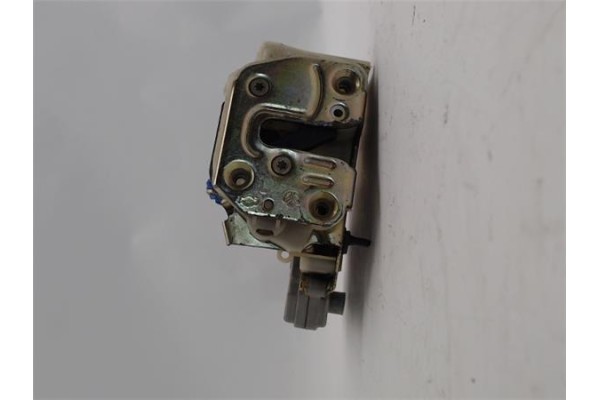 Recambio de cierre electromagnetico trasero izquierdo para nissan primera berlina (p11)(1996) 2.0 td referencia OEM IAM   