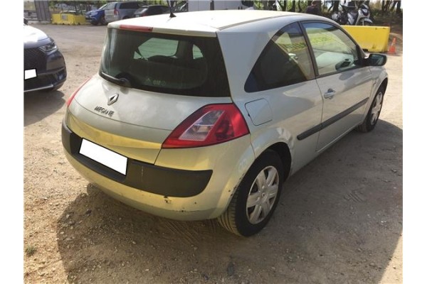renault megane ii (bm0/1_, cm0/1_) del año 2004