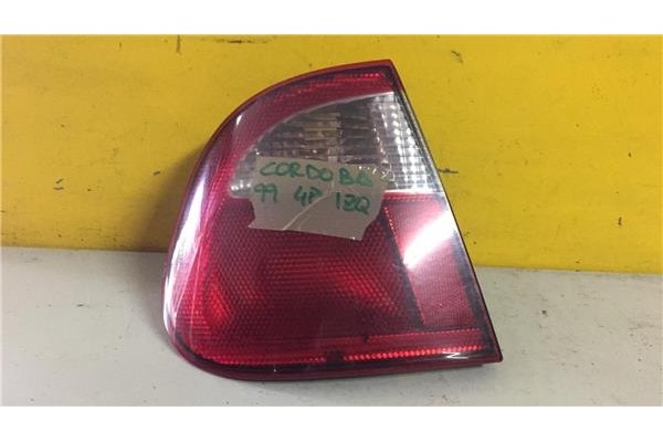 Recambio de piloto trasero izquierdo para seat cordoba berlina (6k2)(08.1999 ) 1.6 signo [1,6 ltr. - 74 kw] referencia OEM IAM 6