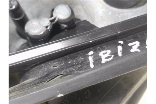 Recambio de retrovisor derecho para seat ibiza (6k1) 1.4 básico referencia OEM IAM E10217430 415312302 