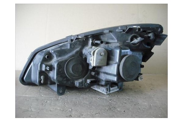 Recambio de faro delantero dcho para renault scenic ii (jm) 1.4 (jm0b, jm0h, jm1a) referencia OEM IAM 7701064139  