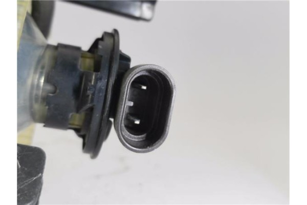 Recambio de faro antiniebla izquierdo para volkswagen golf v plus (5m1) 1.9 tdi referencia OEM IAM 27128700  
