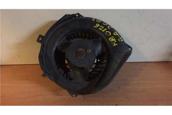 Recambio de motor calefaccion para mercedes-benz clase s (bm 126) berl./coupe 2.6 se 260 referencia OEM IAM  9413350017 