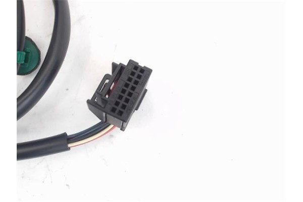 Recambio de retrovisor electrico derecho para volkswagen golf v (1k1) 2.0 fsi referencia OEM IAM 425153  