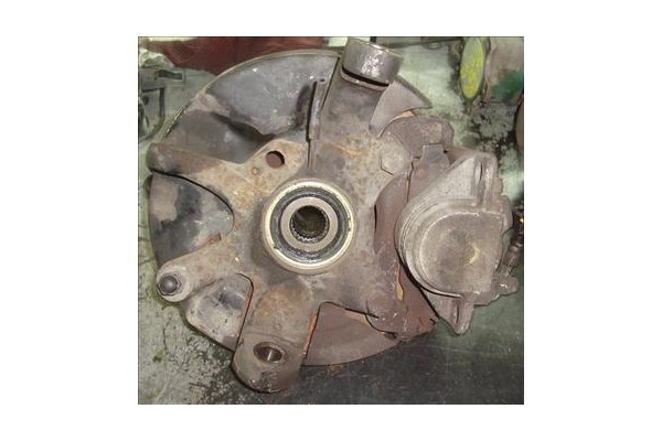 Recambio de mangueta delantero derecha para ssangyong musso 2.9 d referencia OEM IAM 4122005002  