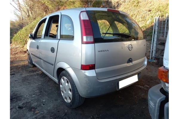 opel meriva del año 2004