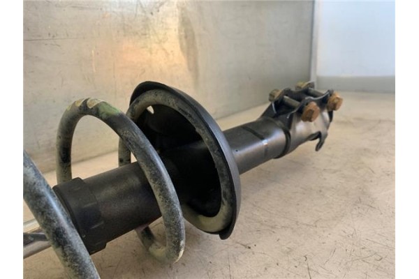 Recambio de amortiguador delantero izquierdo para volkswagen golf iii (1h1) 2.0 referencia OEM IAM 1H0413031N  