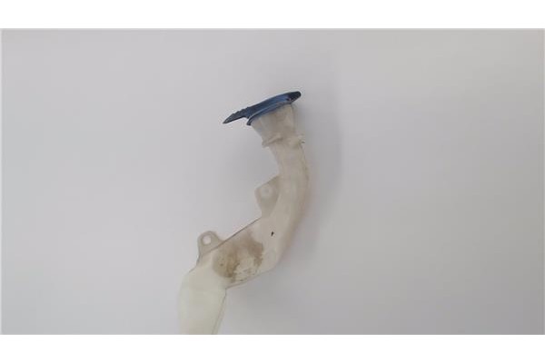 Recambio de deposito limpiaparabrisas para peugeot 207 1.6 hdi referencia OEM IAM 6431F3  