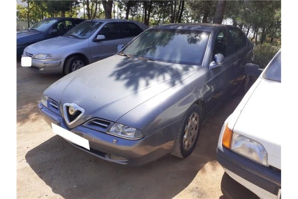 alfa romeo alfa 166 (1998) del año 
