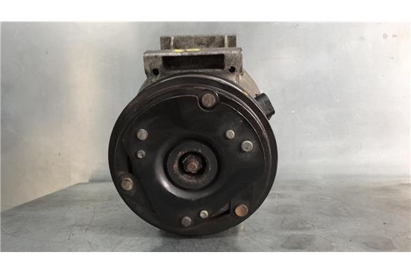 Recambio de compresor aire acond. para opel vivaro 2.5 combi 2.7t corto referencia OEM IAM 020451444 135309 