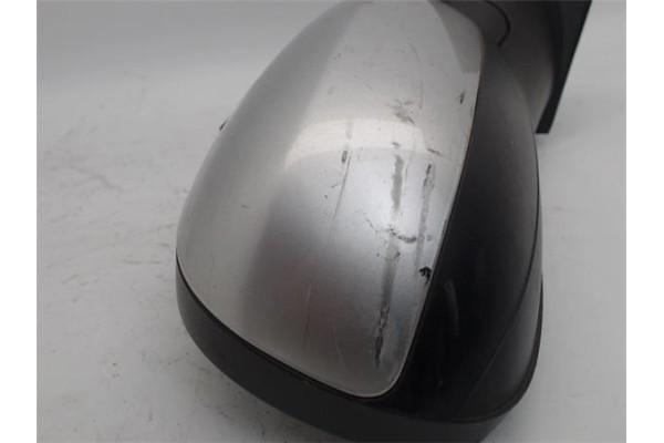 Recambio de retrovisor derecho para opel corsa c referencia OEM IAM 8062349  