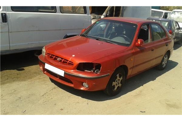 hyundai accent (lc)(2000) del año 