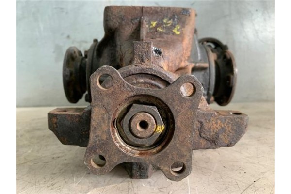 Recambio de grupo diferencial trasero para bmw serie 3 berlina (e30) 2.4 324d referencia OEM IAM 33101211662 AE8GGG40 