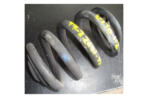 Recambio de muelle amortiguacion para mercedes-benz vito marco polo (638) 2.2 112 cdi referencia OEM IAM A6383240604  