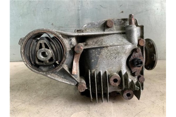 Recambio de grupo diferencial trasero para bmw serie 3 berlina (e30) 2.4 324d referencia OEM IAM 33101211662 AE8GGG40 