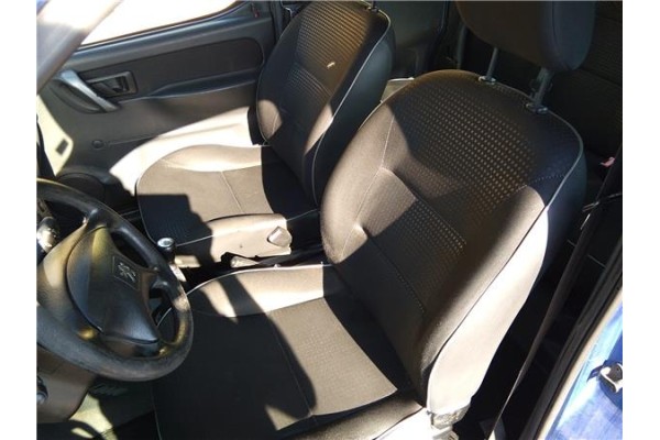 peugeot partner combispace (5f) del año 2003
