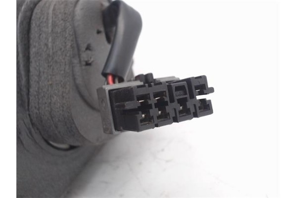 Recambio de retrovisor electrico derecho para citroen xsara berlina referencia OEM IAM   