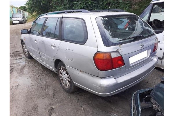 nissan primera berlina (p11)(1996) del año 