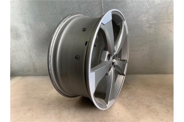 Recambio de llanta para audi rs3 sportback (8vf) 2.5 tfsi quattro referencia OEM IAM 8V0601025ES   Recambio de llanta para audi rs3 sportback (8vf) 2.5 tfsi quattro referencia OEM IAM 8V0601025ES