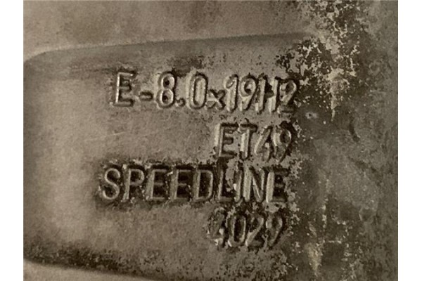 Recambio de llanta para audi rs3 sportback (8vf) 2.5 tfsi quattro referencia OEM IAM 8V0601025ES   Recambio de llanta para audi rs3 sportback (8vf) 2.5 tfsi quattro referencia OEM IAM 8V0601025ES