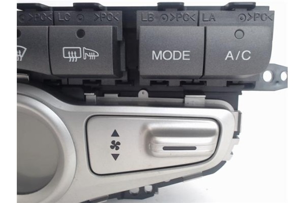 Recambio de mandos climatizador para honda jazz (gd1/5) 1.3 referencia OEM IAM d067g  