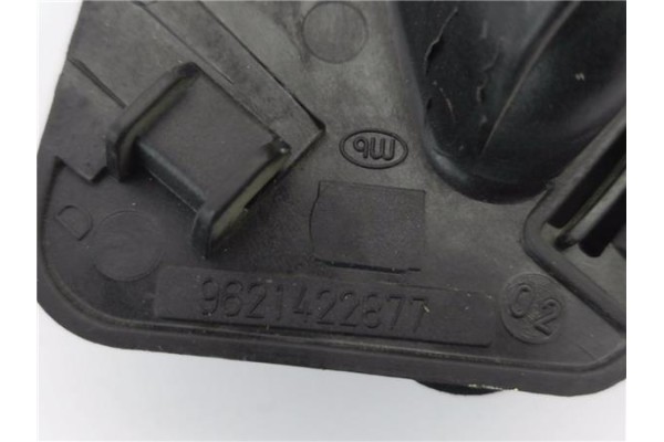Recambio de manilla int. puerta delantero derecha para peugeot partner combispace (5f) 1.6 hdi 75 referencia OEM IAM 9621422877 