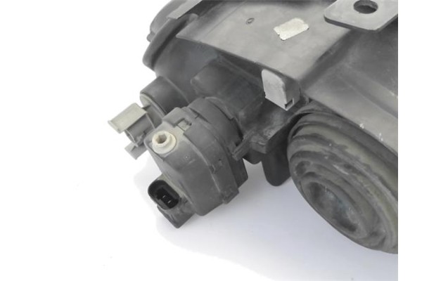 Recambio de faro delantero izquierdo para renault megane i (ba0/1_) 1.4 16v (ba0d, ba1h, ba0w, ba10) referencia OEM IAM 26060955
