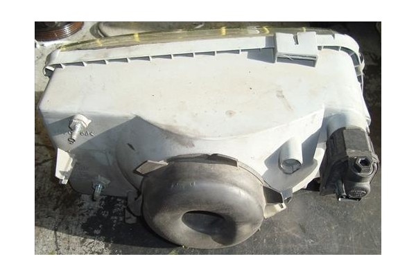 Recambio de faro delantero izquierdo para peugeot boxer furgón (230l) 2.8 hdi referencia OEM IAM 6204AS 6204AT 