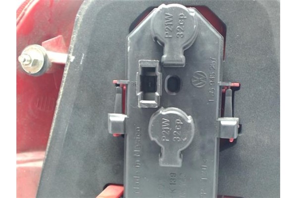 Recambio de piloto trasero derecho para volkswagen bora berlina (1j2) referencia OEM IAM   