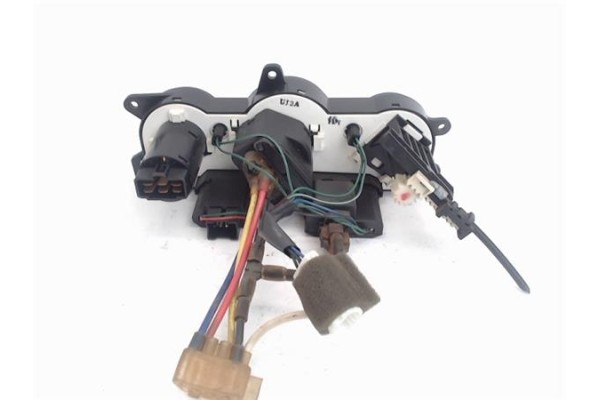 Recambio de mandos climatizador para hyundai coupe (j2) 1.6 16v referencia OEM IAM 9725027005  